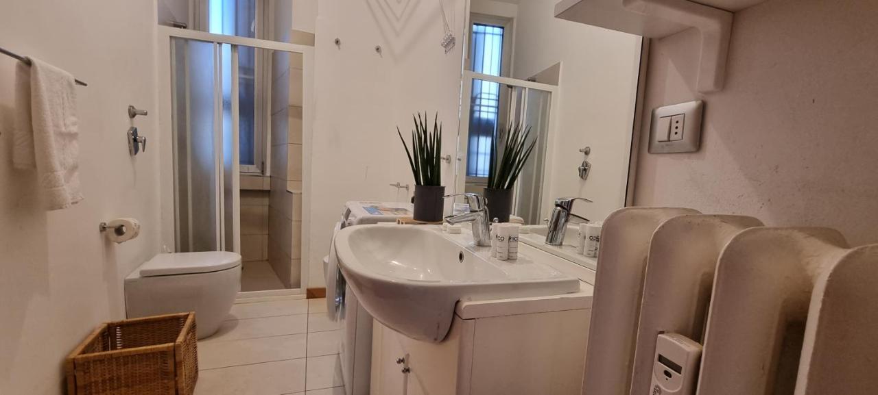 Altido Homey Flat With Balcony In Historical Centre Mailand